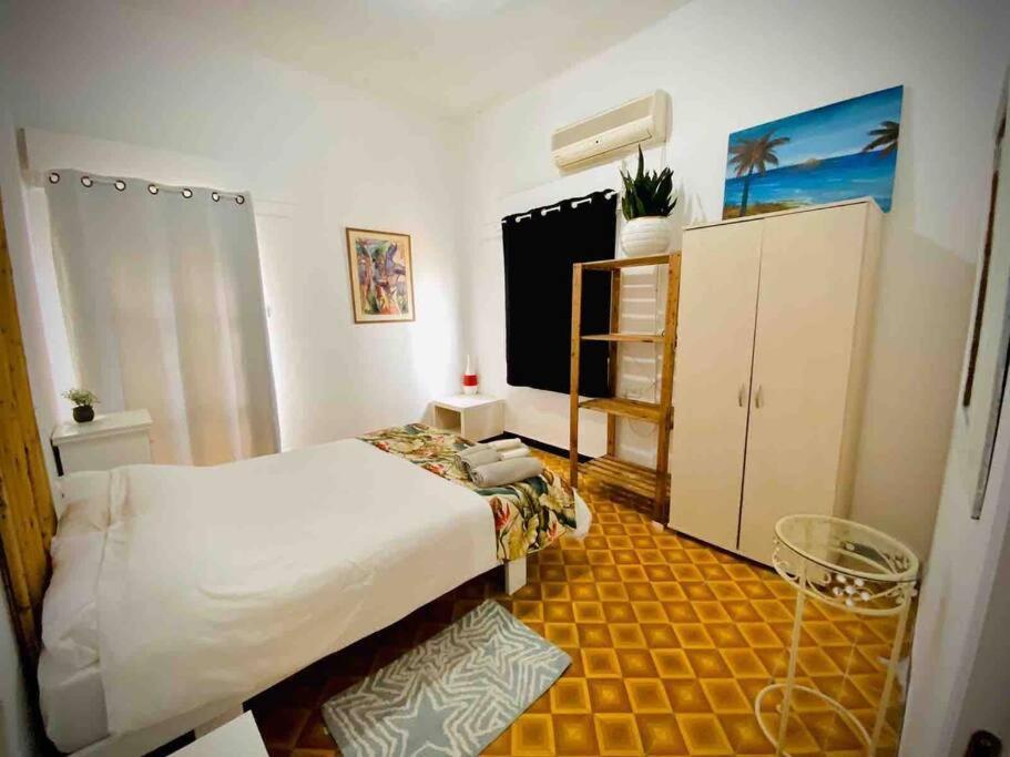 Entire Apartment Facing The Sea เทลอาวีฟ ภายนอก รูปภาพ
