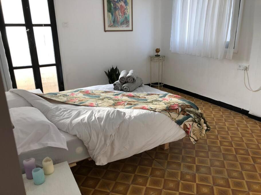 Entire Apartment Facing The Sea เทลอาวีฟ ภายนอก รูปภาพ